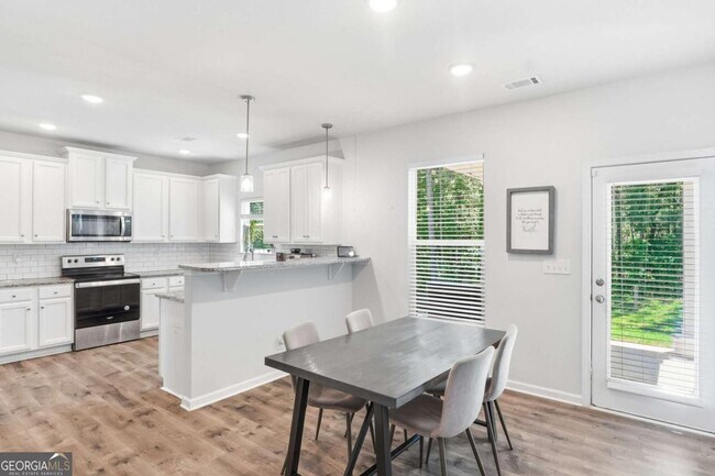 Building Photo - 79 Lantana Crossing