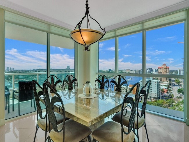 Building Photo - 101 S Fort Lauderdale Beach Blvd