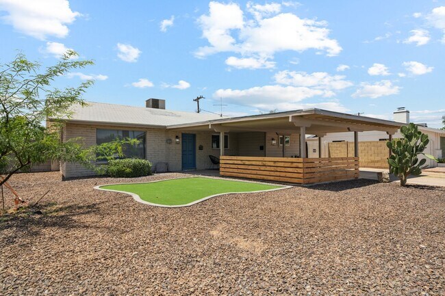 Building Photo - Modern 4BR Scottsdale Home w/ Guest Suite, EV Charger, Huge Backyard & Splash Pad