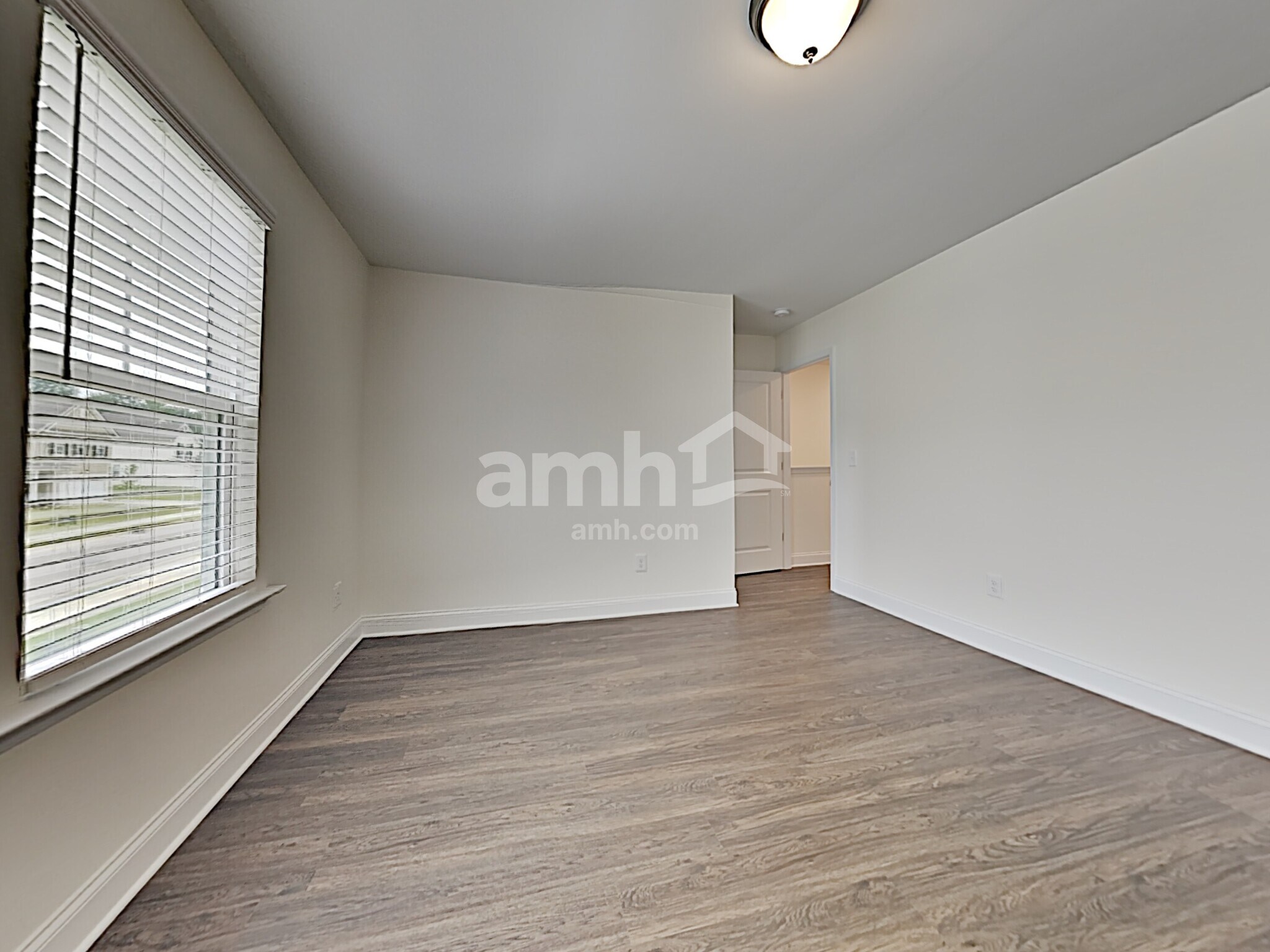 Building Photo - 127 Pullen Dr