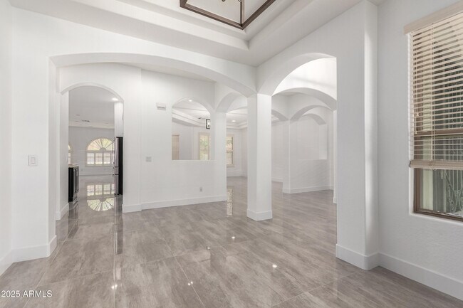Building Photo - 4711 E Buckboard Ct