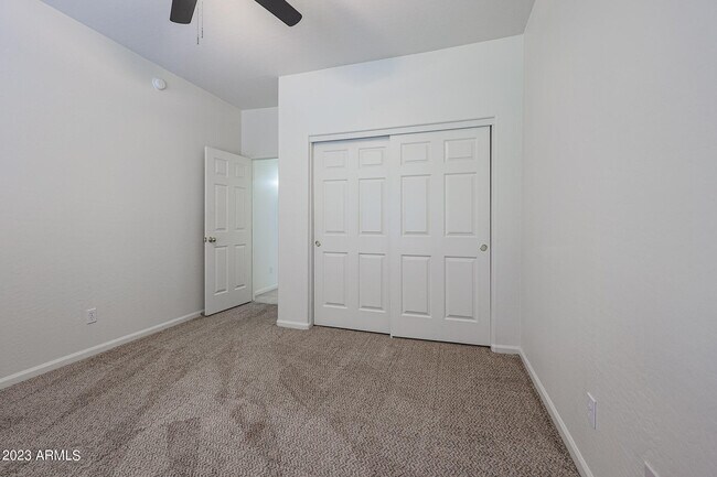 Building Photo - 24645 N 45th Dr