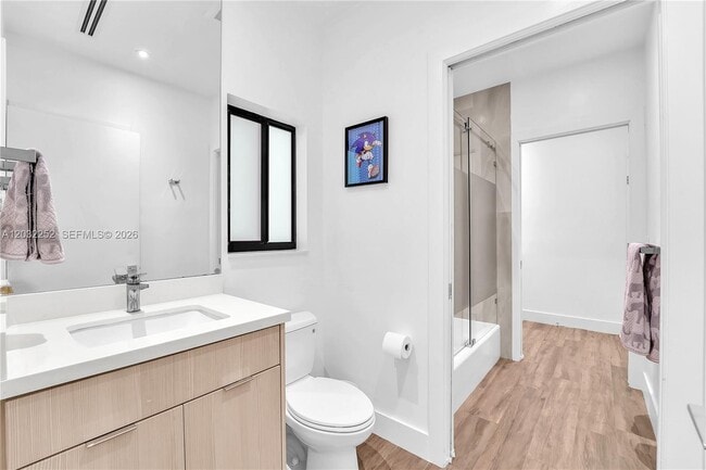 Building Photo - 6466 SW 84th St
