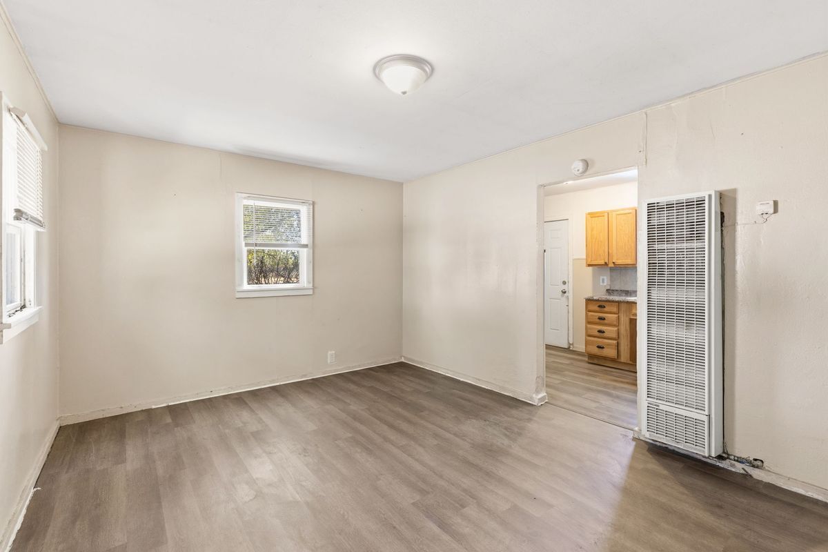 Building Photo - 207 N Santa Fe Ave