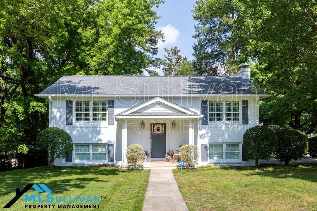 Primary Photo - 4500 Lakemont Dr