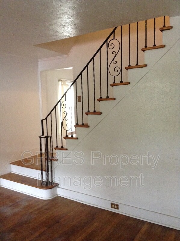 Building Photo - 1316 Wightman St