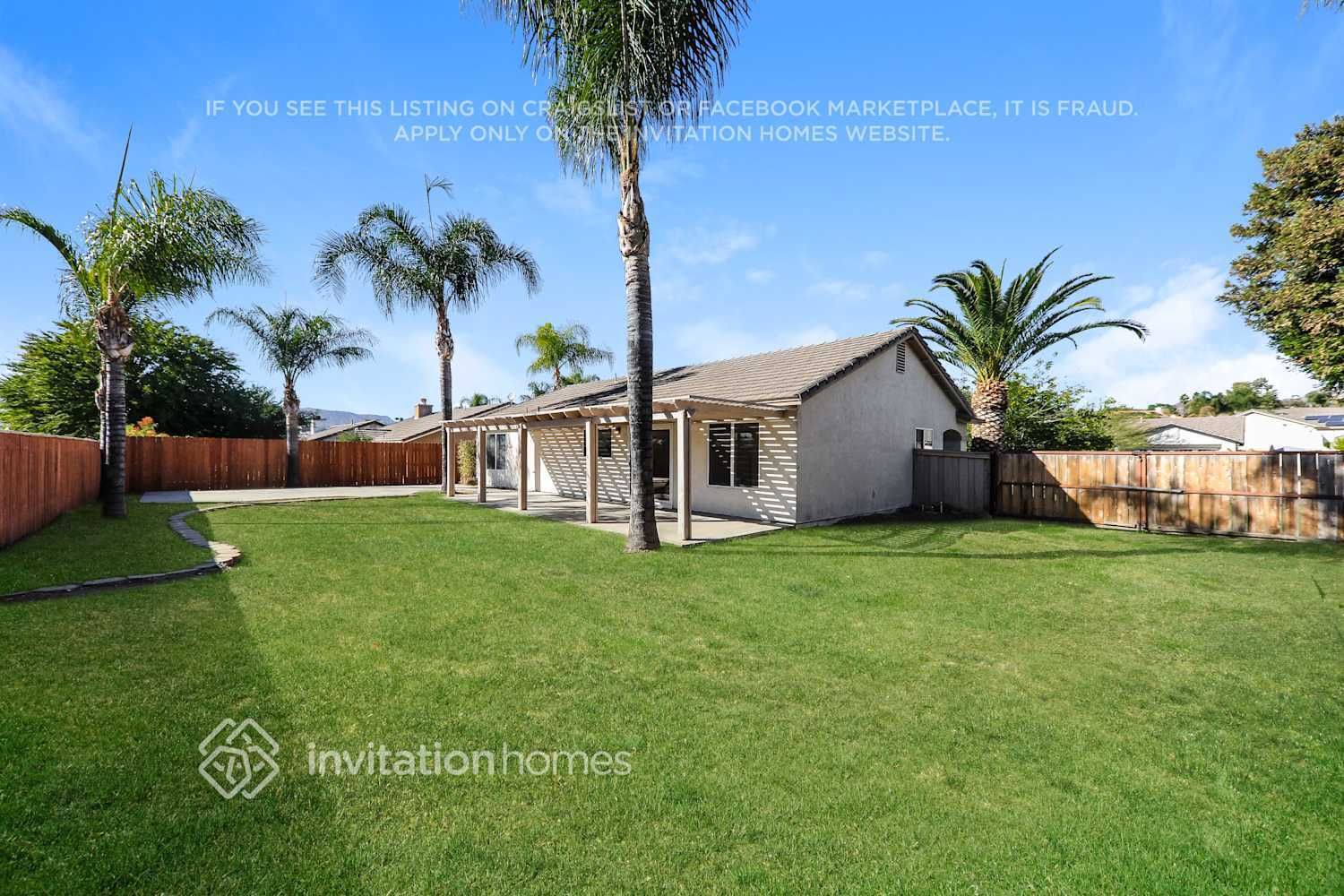 Building Photo - 23195 Twinflower Ave