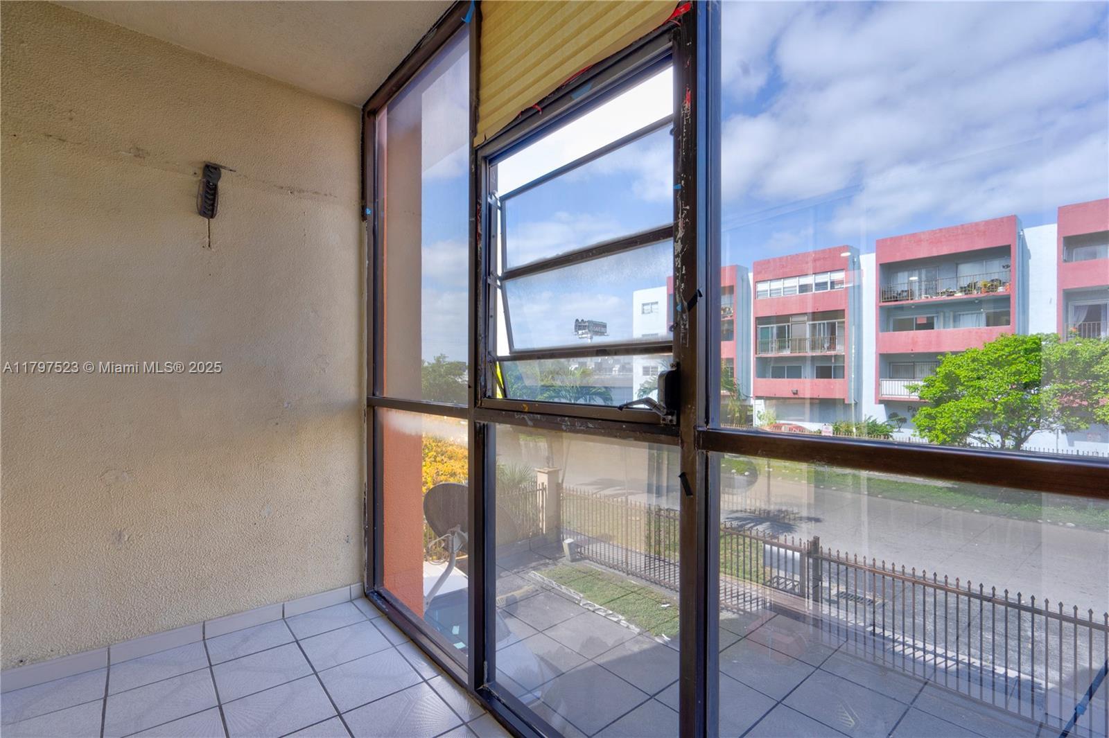 Building Photo - 6095 W 18th Ave
