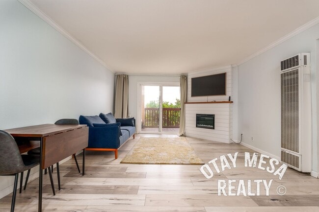 Building Photo - Fully Furnished 2BD/1BA Condo – Ideal for Traveling Professionals