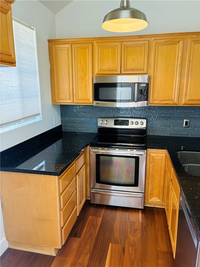 Building Photo - 20191 Cape Coral Ln