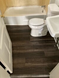 Building Photo - 27 S Locust St