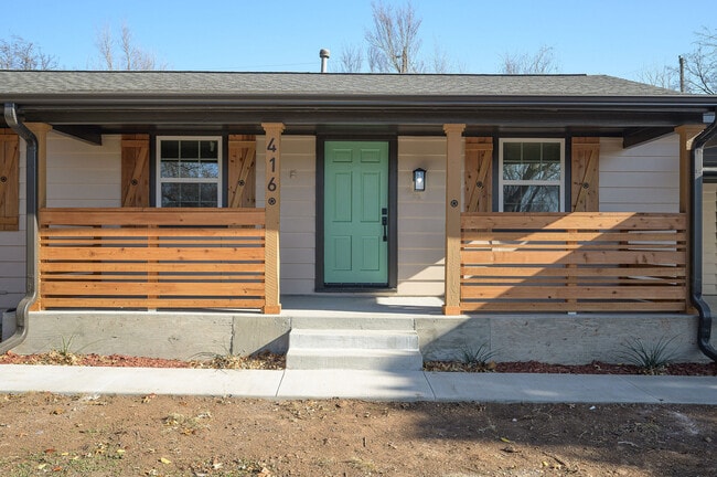 Building Photo - 416 Betty Ln