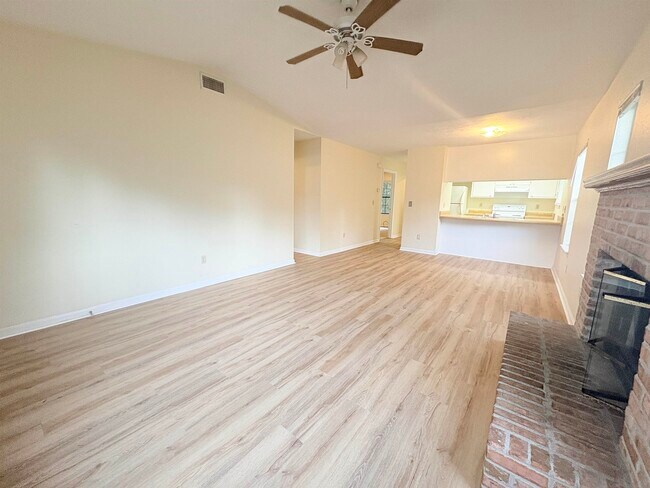 Building Photo - 3417 Sedona Loop