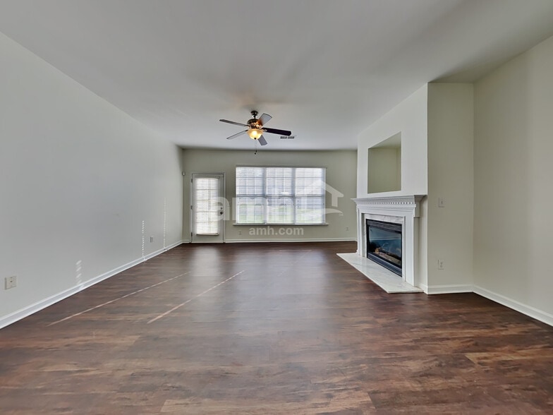 Building Photo - 13326 Chelsea Ridge Ln