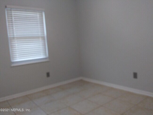Building Photo - 1047 Hibiscus St