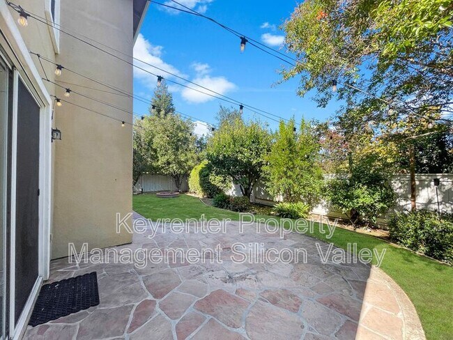 Building Photo - 3825 Venus Ct