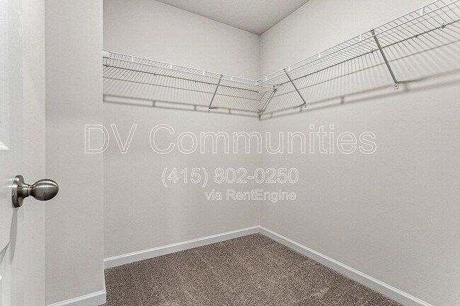 Building Photo - 249 Limestone Cir