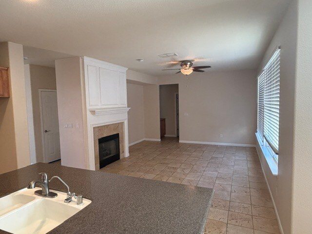 Building Photo - 274 Finchwood Dr