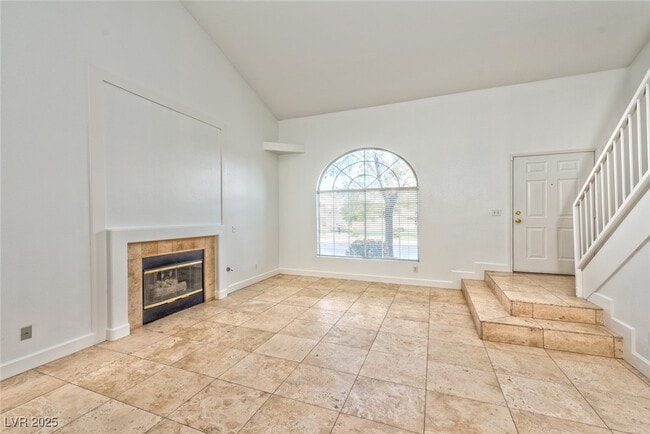 Building Photo - 1633 Cave Spring Dr