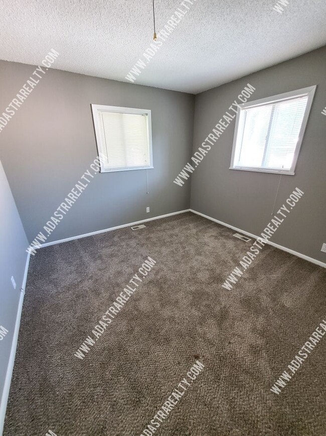 Building Photo - 9532 Booth Ave