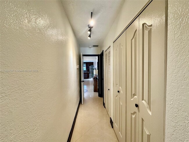 Building Photo - 9481 SW 10th St