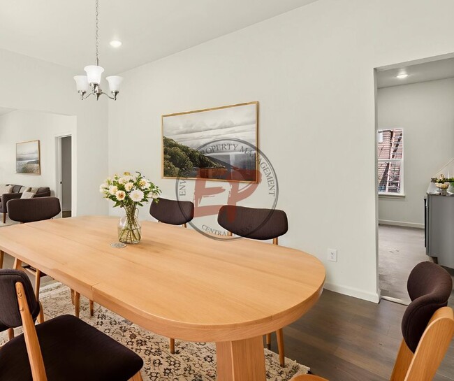 Building Photo - 2208 Gorman Ave