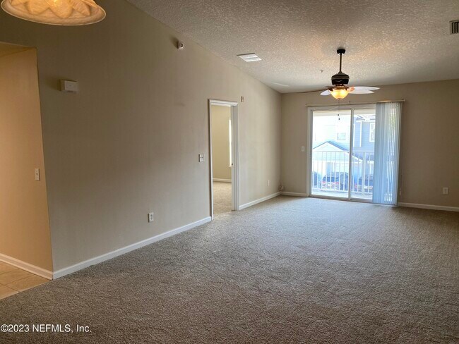 Building Photo - 8204 White Falls Blvd