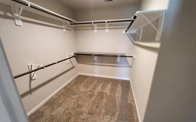 Building Photo - 3303 Zephyr Park Ln