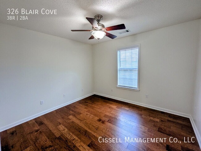 Building Photo - 326 Blair Cove