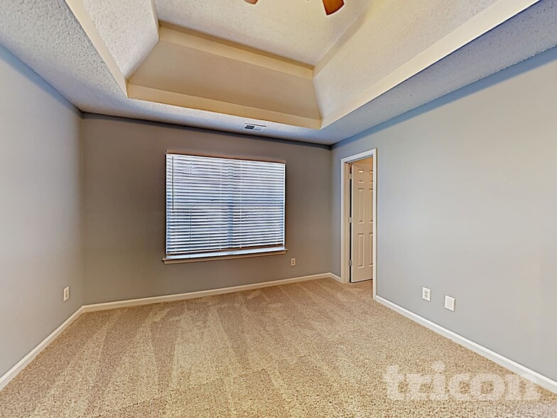 Building Photo - 216 Ernestine Way