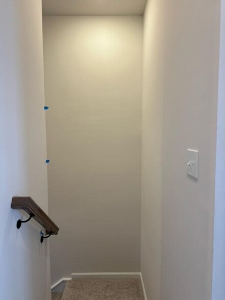 Building Photo - 1438 Blanche St