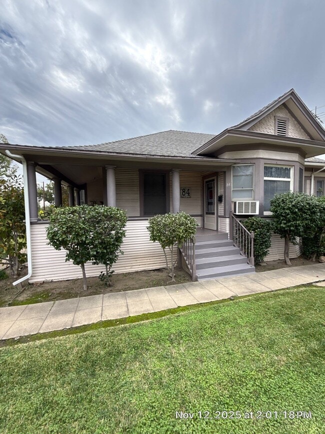 Building Photo - Upland 50-681