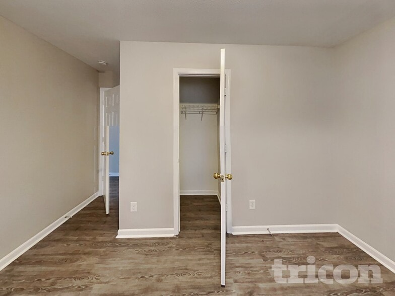 Building Photo - 13119 Young Fawn Ct