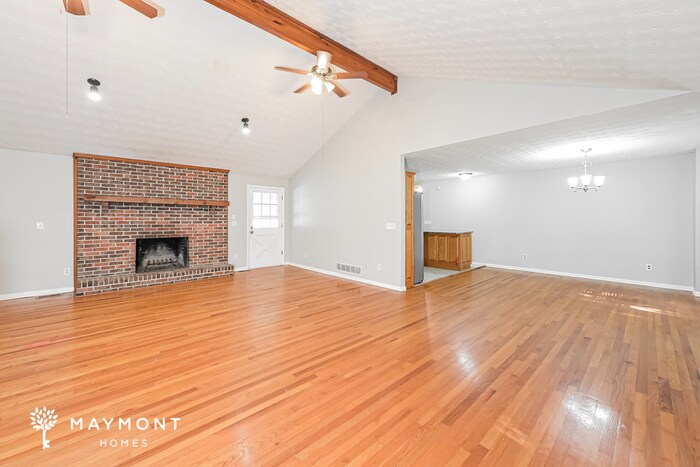 Building Photo - 35 Knights Cir