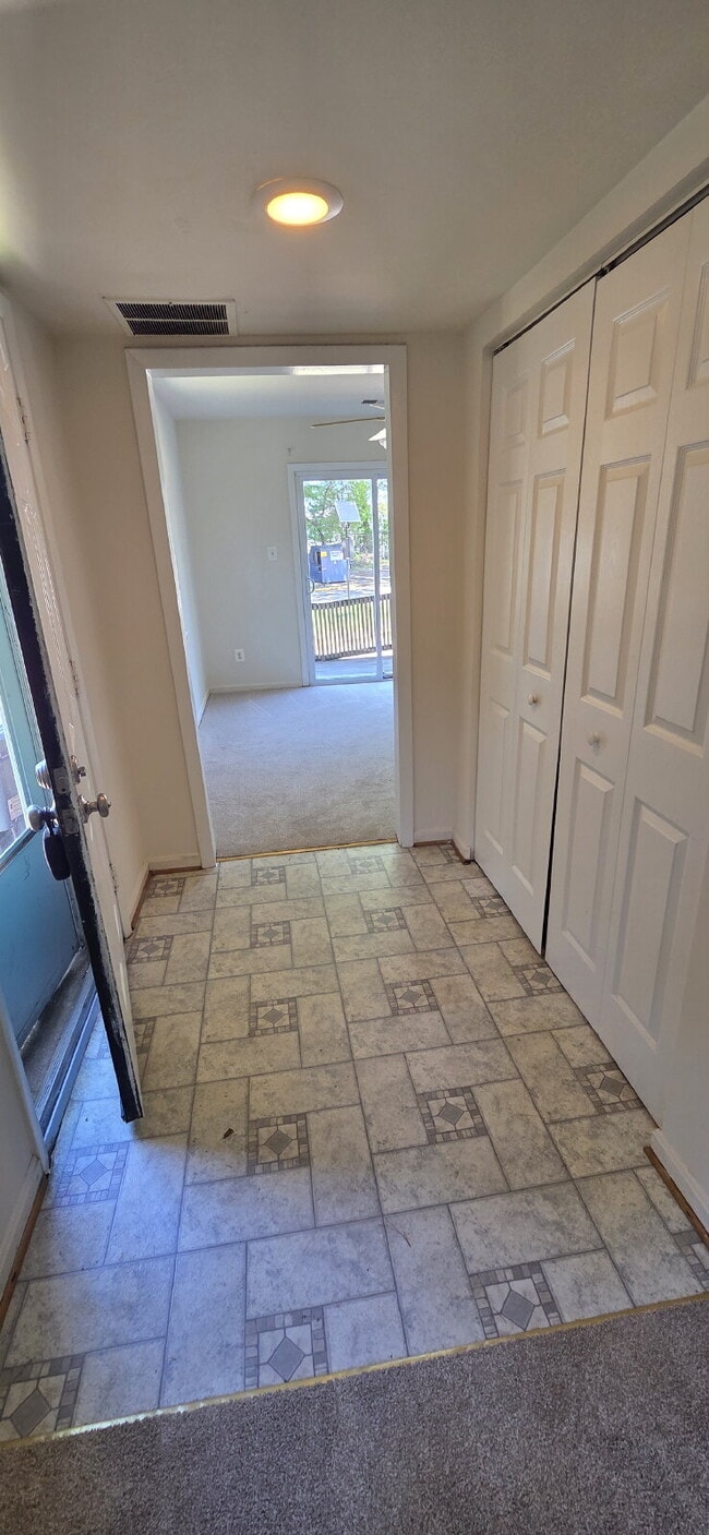 Building Photo - Beautiful 3BR Home in Lorton