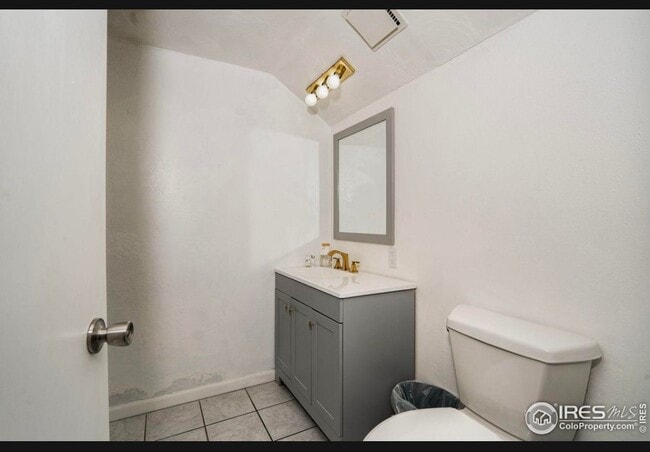 Building Photo - 1621 Kennedy Ave