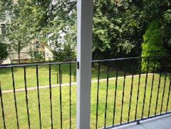 Building Photo - Porter Sq. 5 Bed 3 Bath Apartment - 9/1/26 NO BROKER FEE