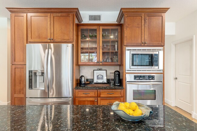 Building Photo - 3842 SW St Lucie Ln