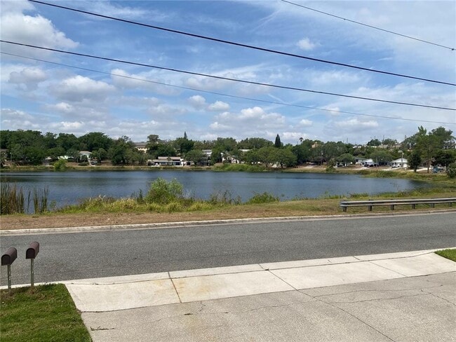 Building Photo - 177 Sunnyside Dr