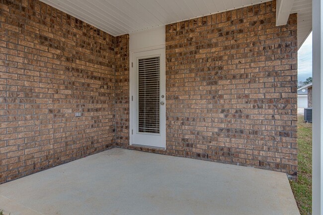 Building Photo - Spacious 4-Bedroom Home - Cambria