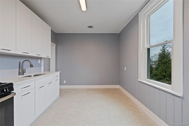 Building Photo - 1 Elizabeth Pl