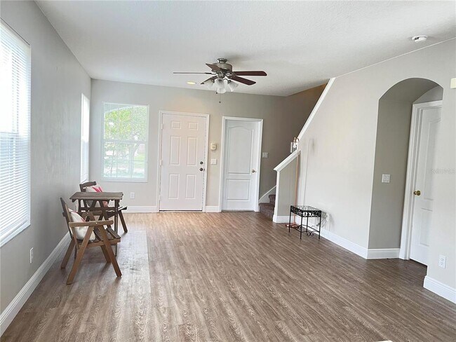 Building Photo - 10452 Blackmore Dr