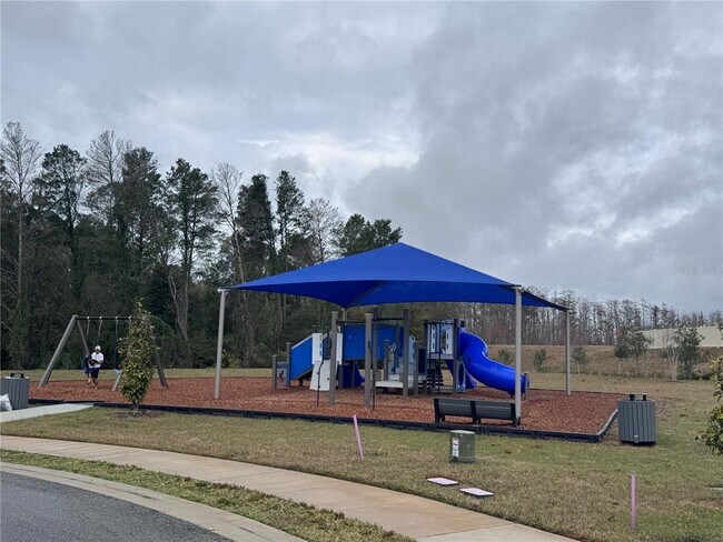 Building Photo - 16462 Bird of Paradise Ave