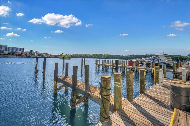 Building Photo - 400 Sunny Isles Blvd