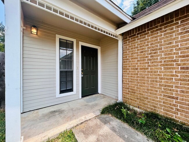 Building Photo - 9221 Kempler Dr