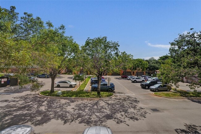 Building Photo - 808 SW 147th Ave