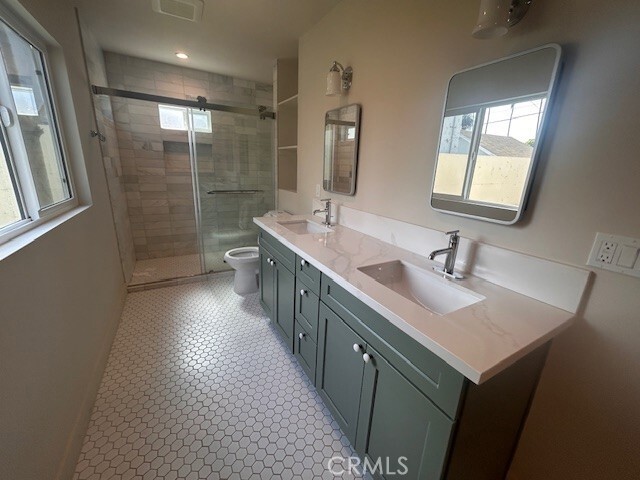 Building Photo - 5200 S St Andrews Pl