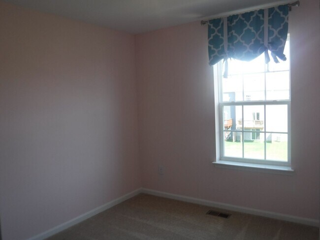 Building Photo - 188 Drexel Ct