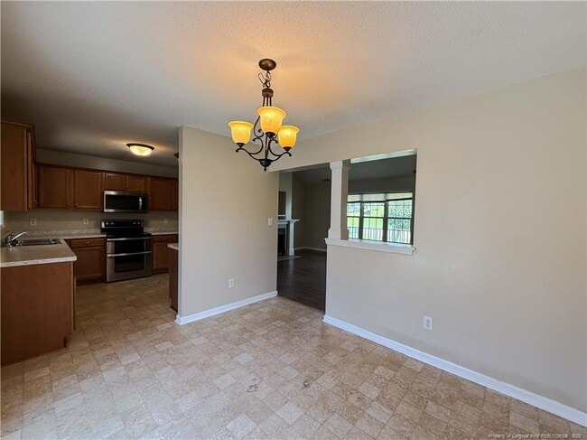 Building Photo - 4504 Rose Meadow Dr
