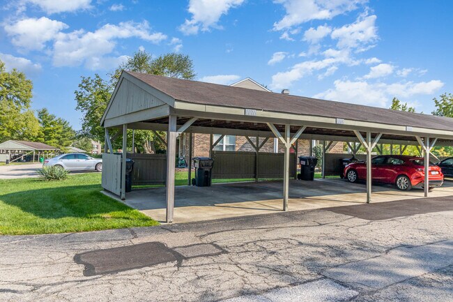 Building Photo - 1071 Stratford Ct